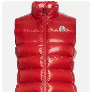 Moncler Womens Ghany Short Shiny Nylon Down Vest